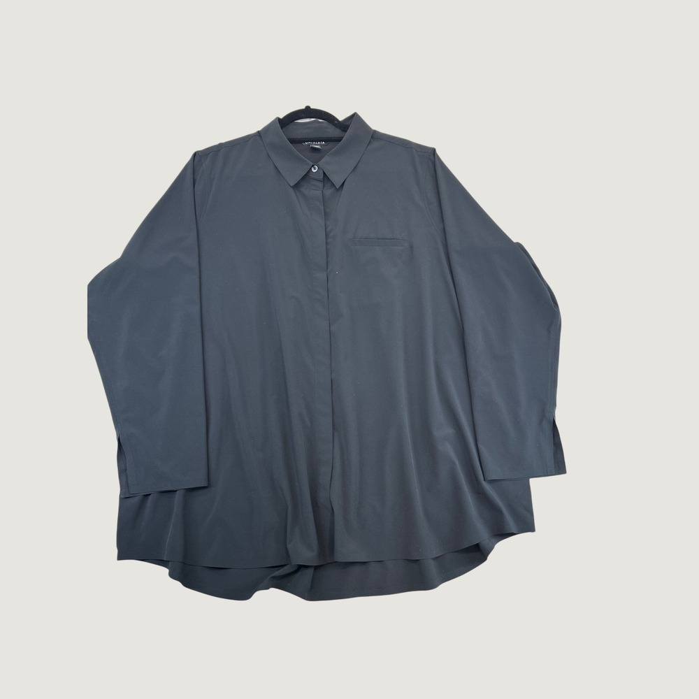 Athleta Urbanite Top 2.0 Women 2X Plus Black LS Button Up Vented Stretch Shirt